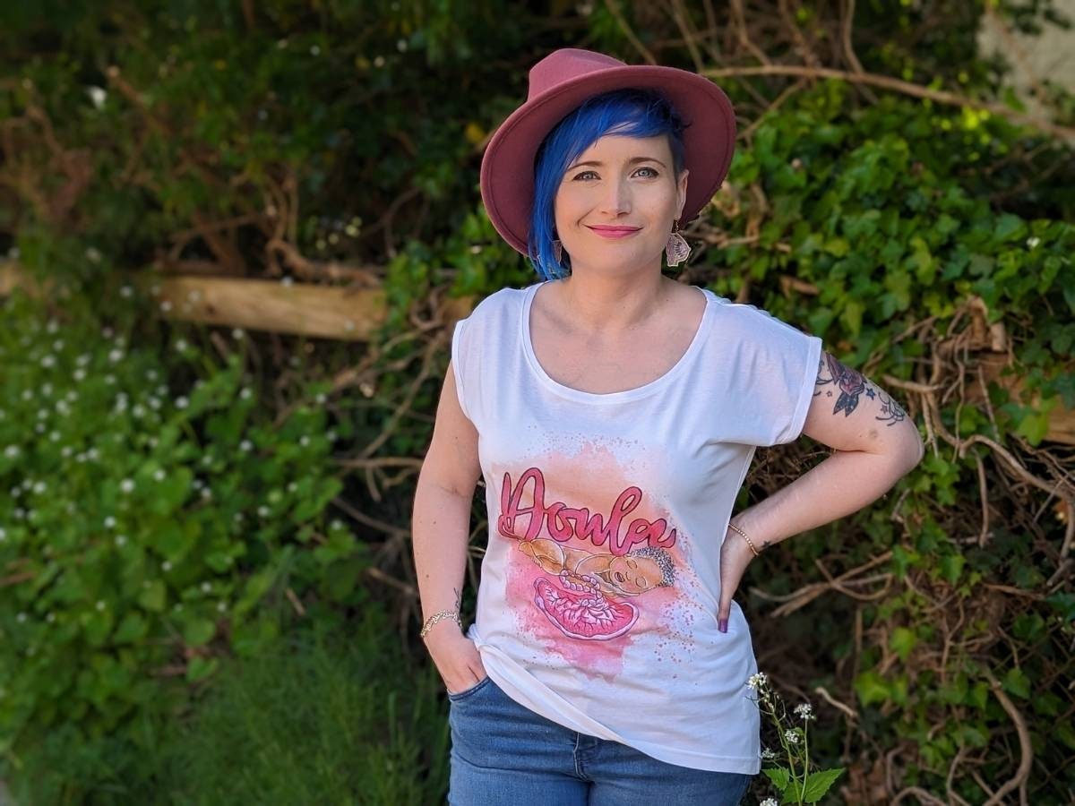 Doula T-Shirt | Birth Worker Top | Hypnobirthing Birth Tshirt | Antenatal Education | Doula Tops