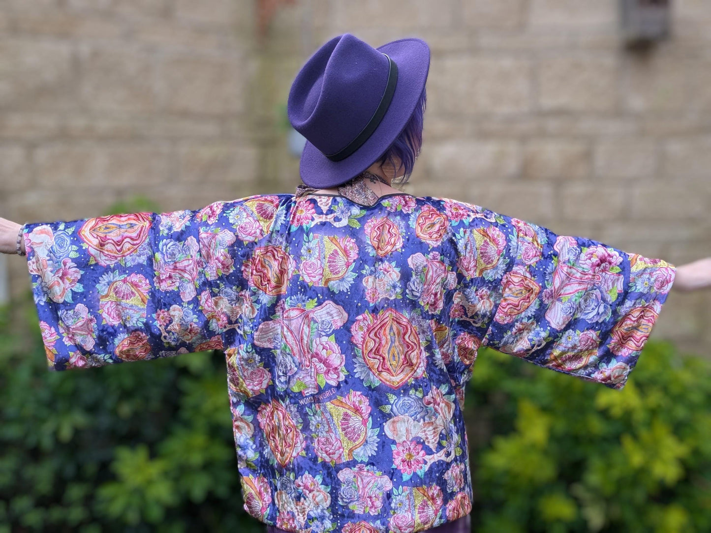 Yoni Art Kimono Top | Luxury Birth Worker Top | Midwife Gift | OBGYN | Doula | Womb Pelvis Breast