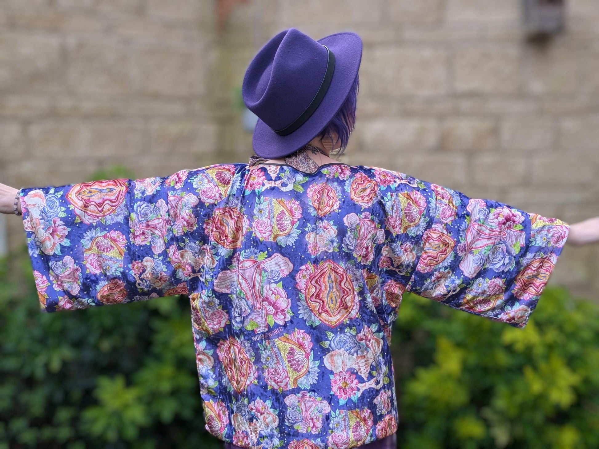 Yoni Art Kimono Top | Luxury Birth Worker Top | Midwife Gift | OBGYN | Doula | Womb Pelvis Breast