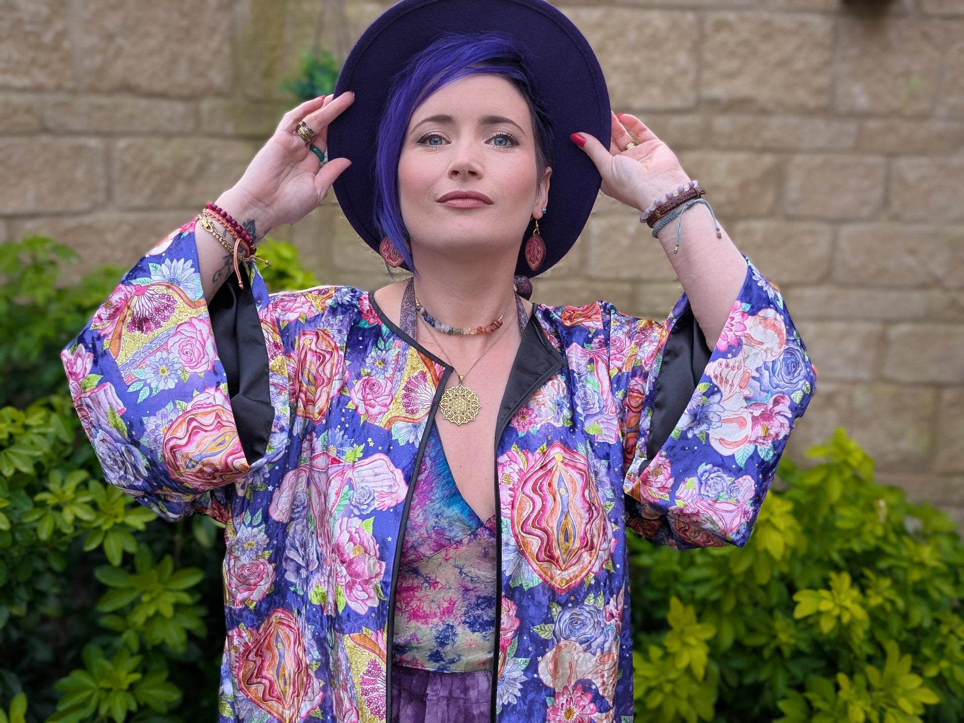 Yoni Art Kimono Top | Luxury Birth Worker Top | Midwife Gift | OBGYN | Doula | Womb Pelvis Breast