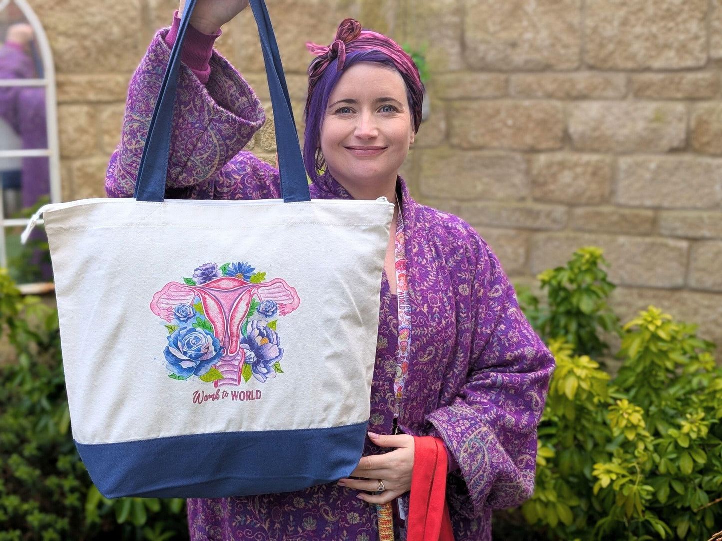 Womb Art Zipped Bag