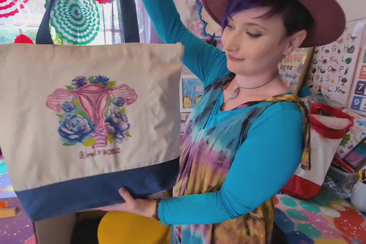 Womb Art Zipped Bag